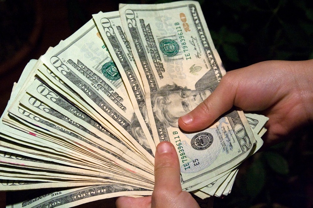 how-do-travel-agents-get-paid